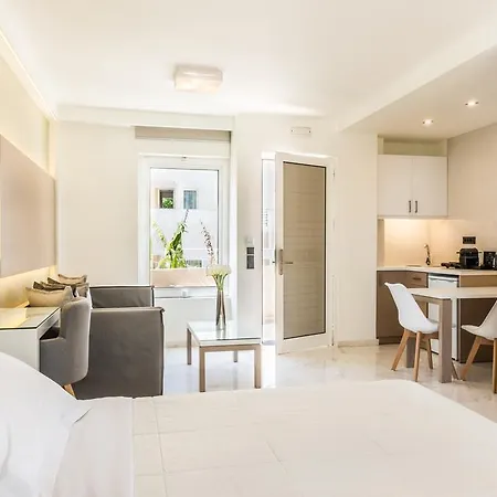 Hotell Forum Kato Daratso